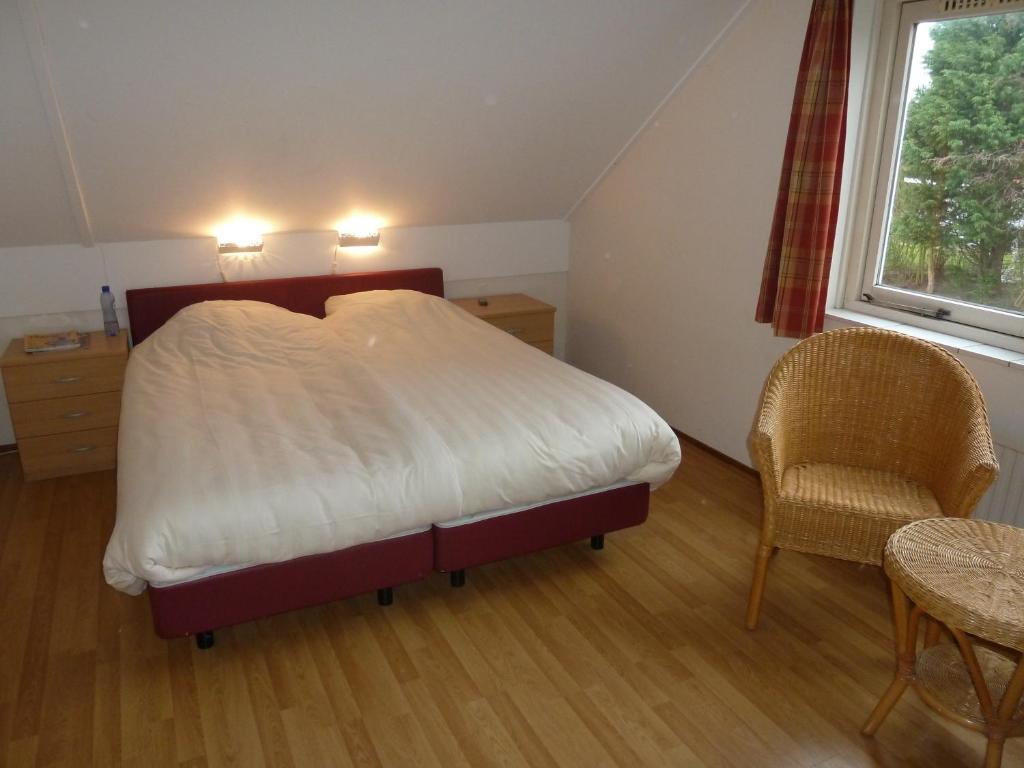 Noordwijk Holiday Rentals Room photo